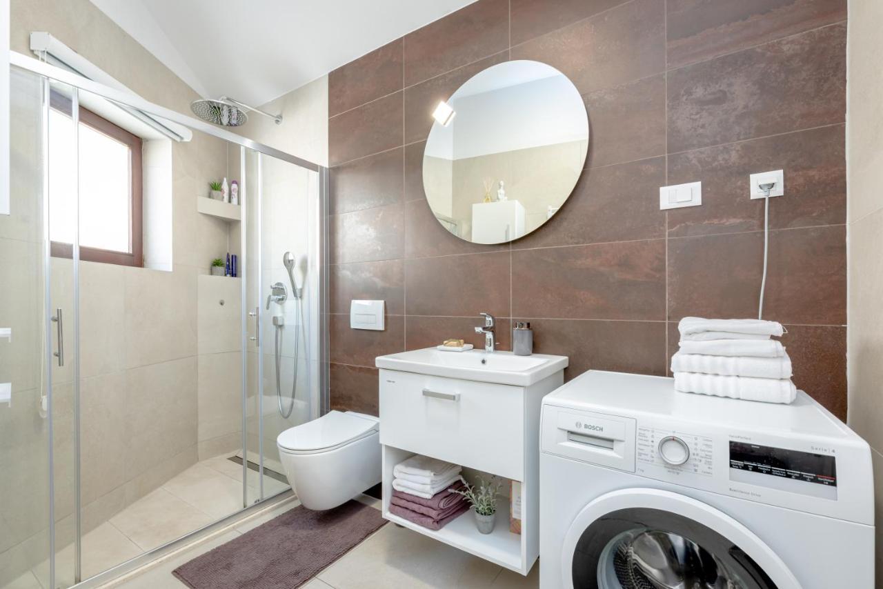Apartment "Dida" With Free Private Parking Solin Exterior foto